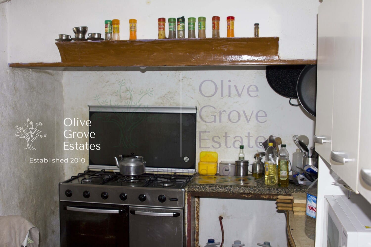 3 bedroom Townhouse for sale in Caudete with pool - € 199,995 (Ref: 6769191)