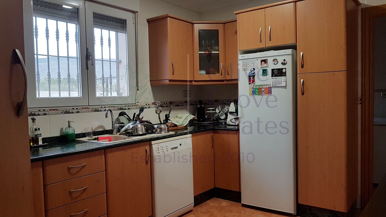 4 soveværelse Villa til salg i Caudete med garage - € 370.000 (Ref: 6769193)