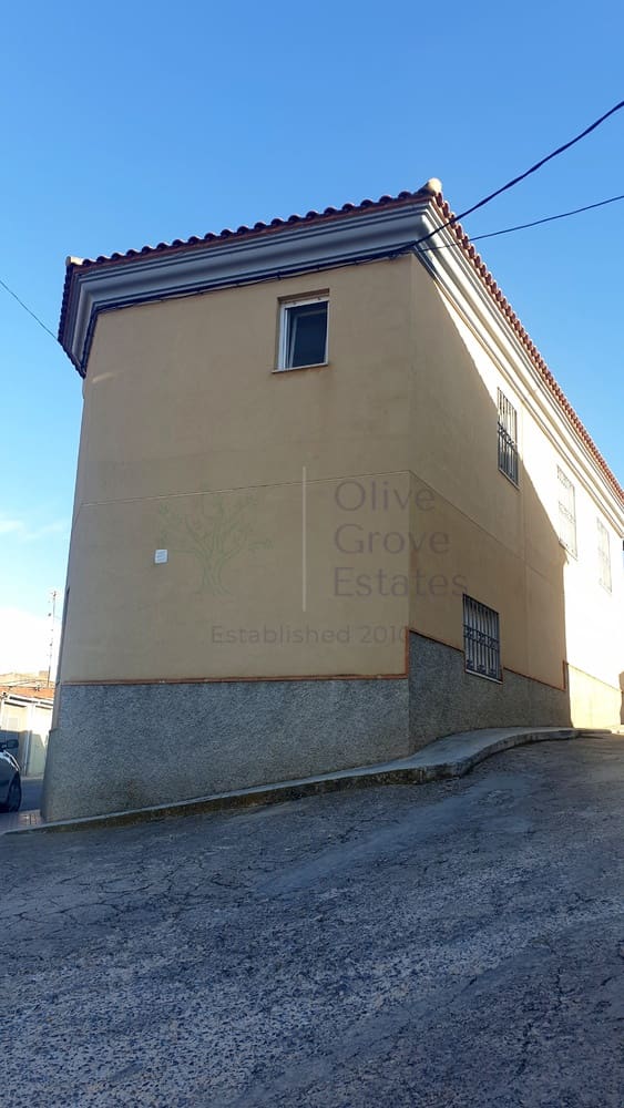 2 soveværelse Lejlighed til salg i Caudete med garage - € 75.995 (Ref: 6769205)