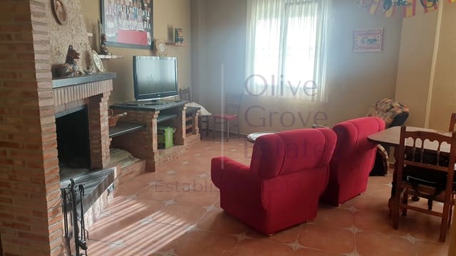 2 makuuhuone Asunto myytävänä paikassa Caudete mukana 
autotalli - 75 995 € (Ref: 6769205)