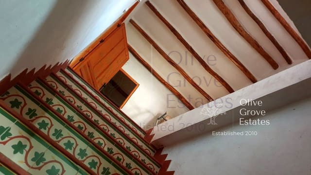 Finca/Casa Rural de 5 habitaciones en Caudete en venta - 1.300.000 € (Ref: 6769207)