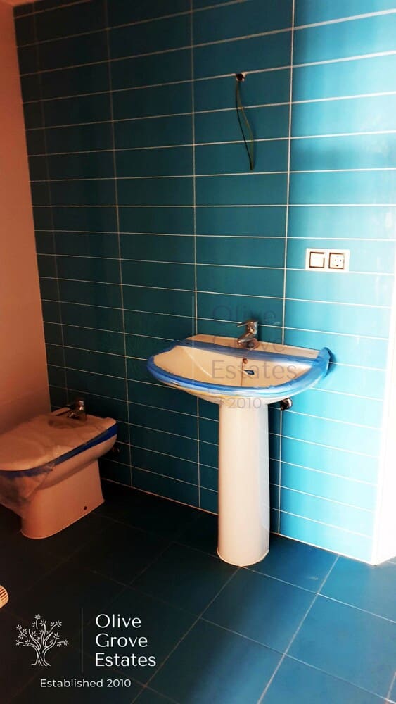 3 makuuhuone Asunto myytävänä paikassa Caudete mukana 
autotalli - 74 995 € (Ref: 6769209)