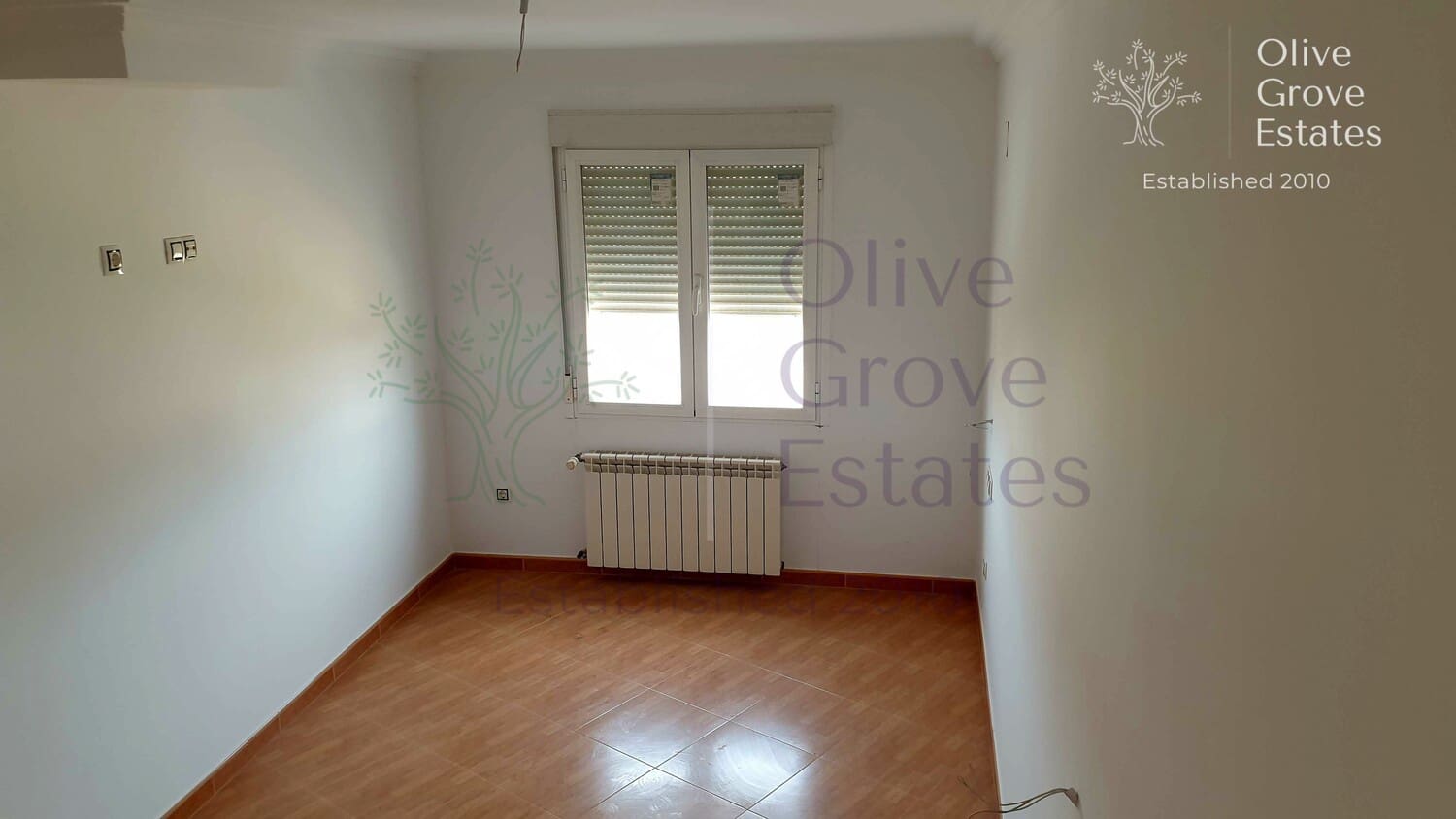 3 makuuhuone Asunto myytävänä paikassa Caudete mukana 
autotalli - 74 995 € (Ref: 6769209)