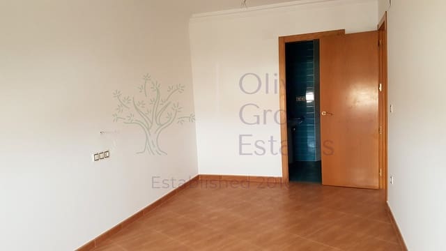 3 makuuhuone Asunto myytävänä paikassa Caudete mukana 
autotalli - 74 995 € (Ref: 6769209)