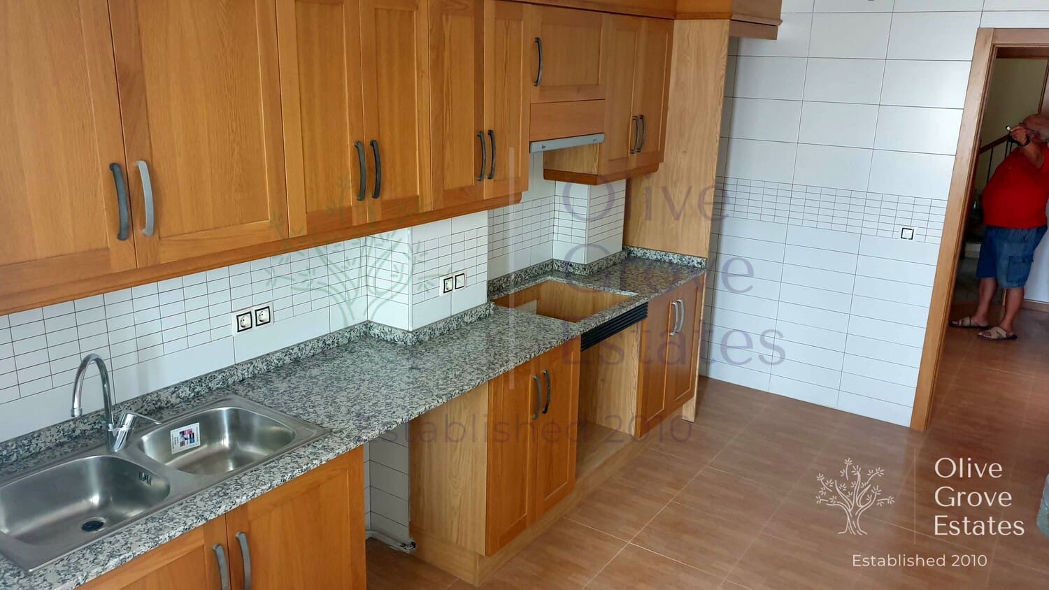 3 makuuhuone Asunto myytävänä paikassa Caudete mukana 
autotalli - 74 995 € (Ref: 6769209)