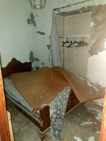 3 bedroom Townhouse for sale in Caudete - € 29,950 (Ref: 6769266)