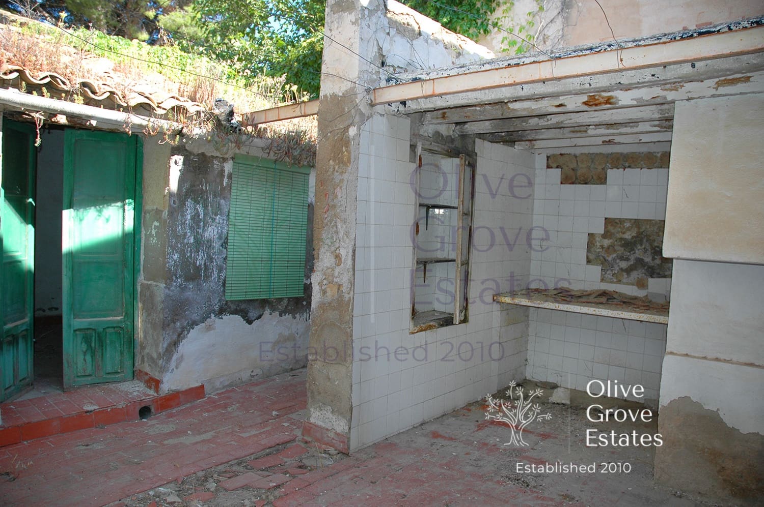 5 sovrum Hus till salu i Villena med pool - 129 500 € (Ref: 6769268)