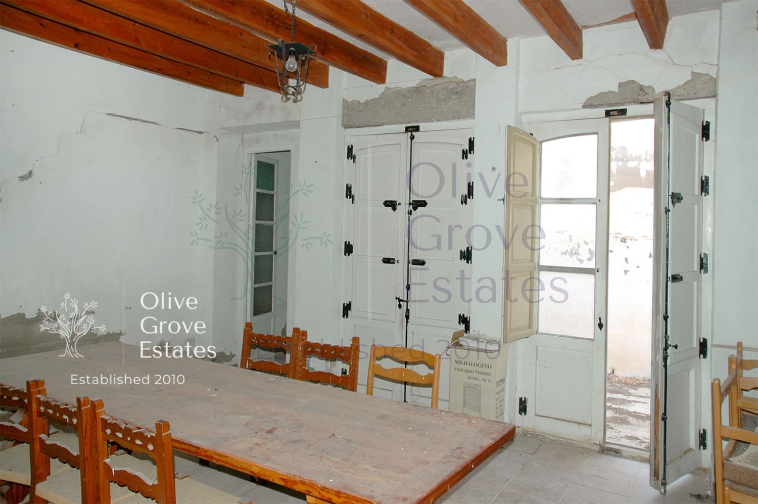 5 sovrum Hus till salu i Villena med pool - 129 500 € (Ref: 6769268)