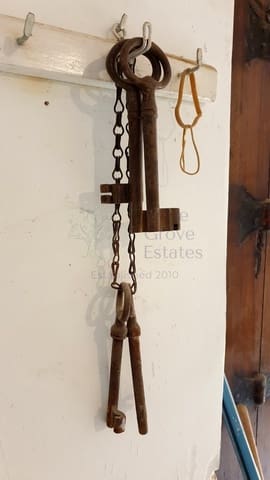 5 soverom Hus til salgs i Villena med svømmebasseng - € 129 500 (Ref: 6769268)