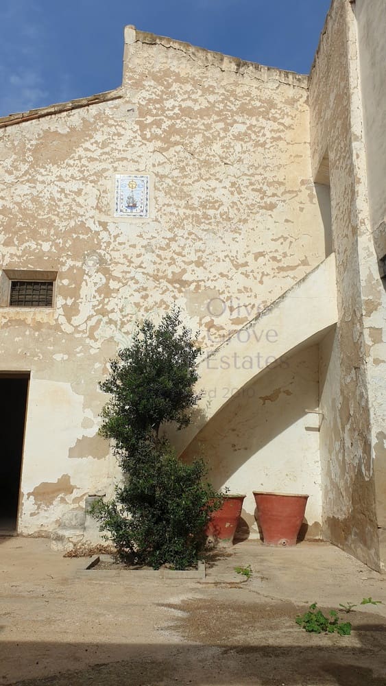 5 sovrum Hus till salu i Villena med pool - 129 500 € (Ref: 6769268)