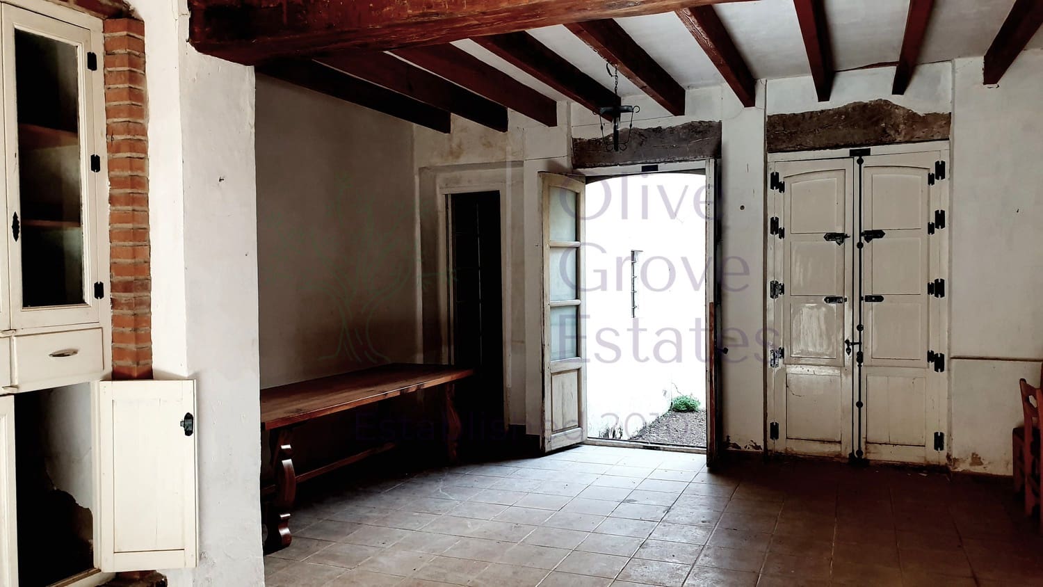 5 sovrum Hus till salu i Villena med pool - 129 500 € (Ref: 6769268)