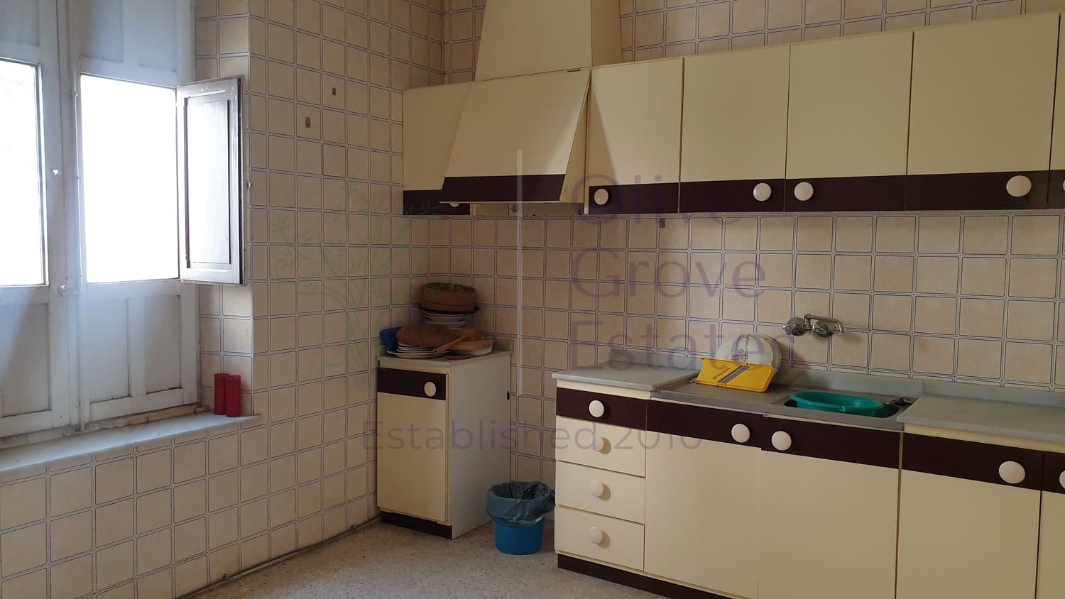 5 sovrum Hus till salu i Villena med pool - 129 500 € (Ref: 6769268)