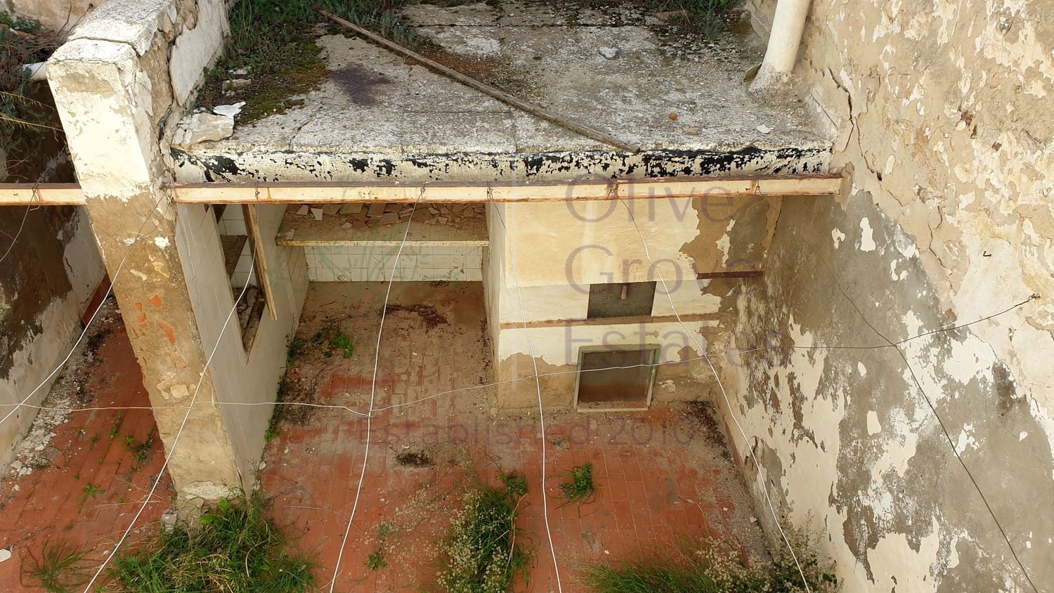 5 sovrum Hus till salu i Villena med pool - 129 500 € (Ref: 6769268)