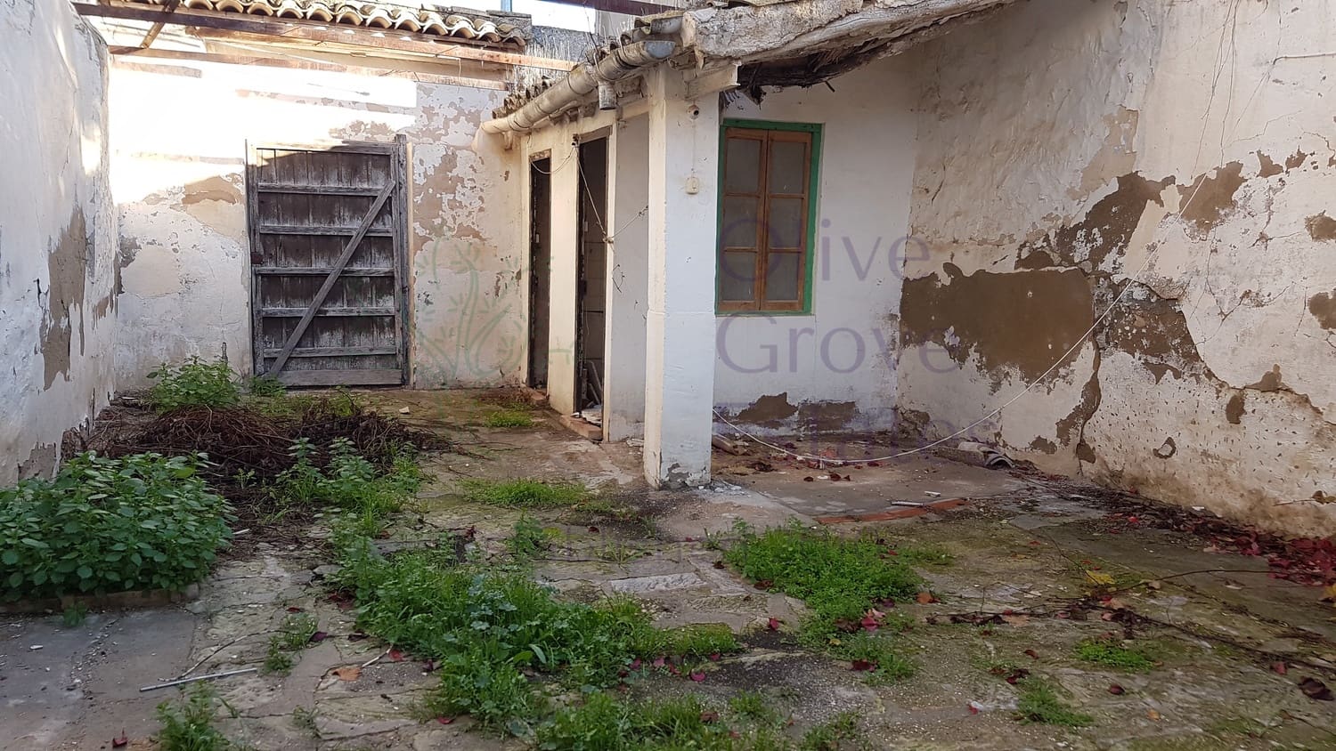 5 sovrum Hus till salu i Villena med pool - 129 500 € (Ref: 6769268)