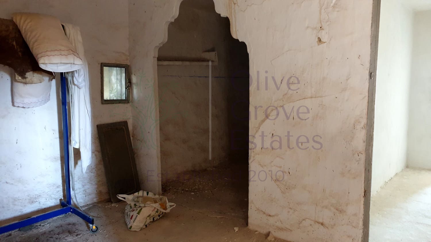 11 soveværelse Byhus til salg i El Camp de Mirra - € 249.995 (Ref: 6834671)