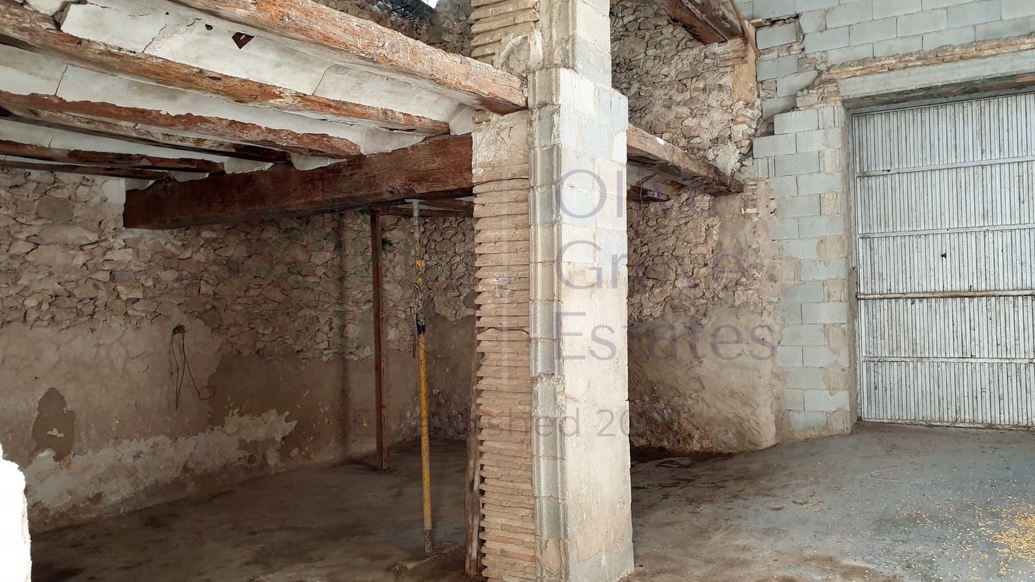 11 soveværelse Byhus til salg i El Camp de Mirra - € 249.995 (Ref: 6834671)