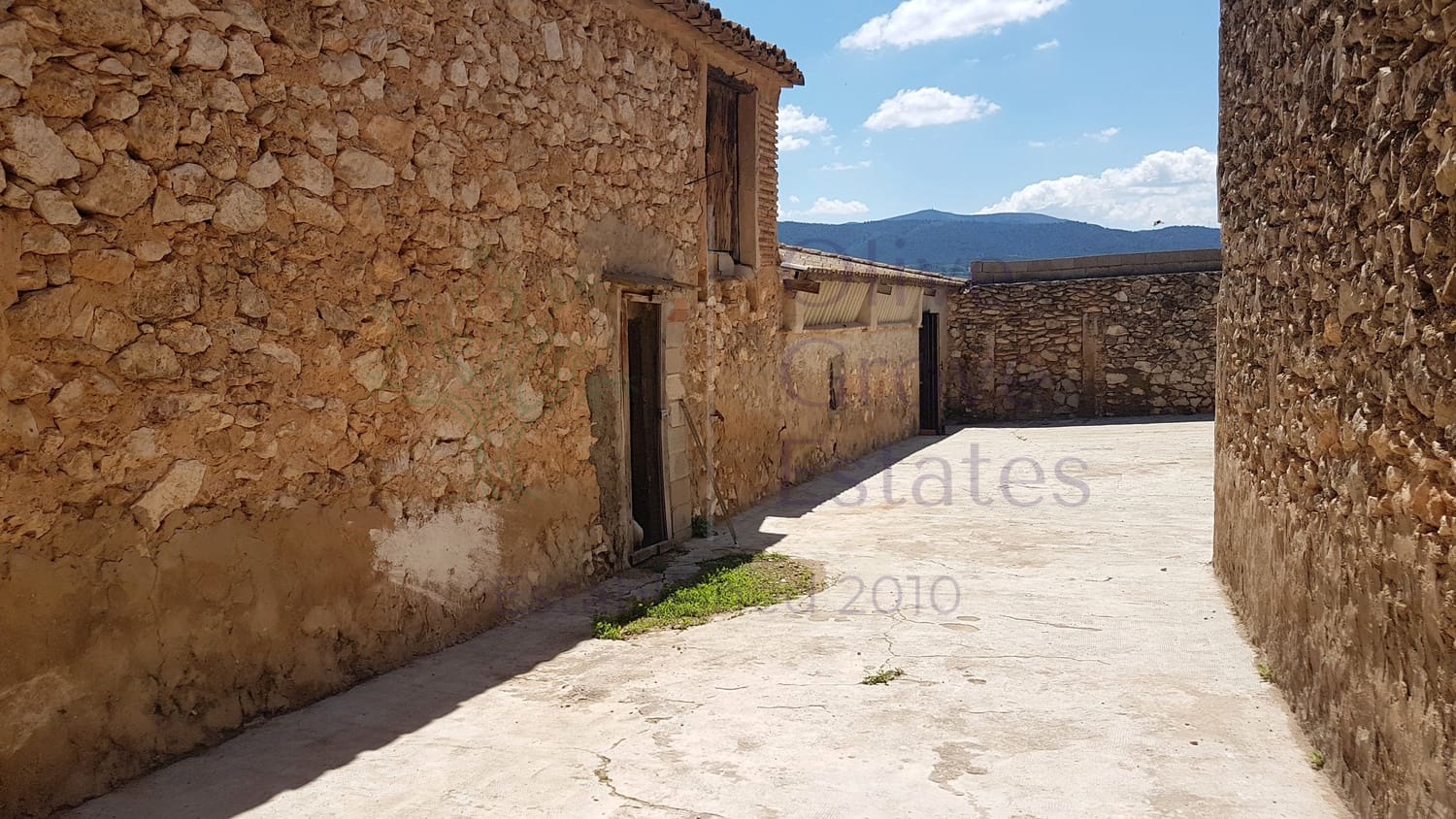 11 soveværelse Byhus til salg i El Camp de Mirra - € 249.995 (Ref: 6834671)