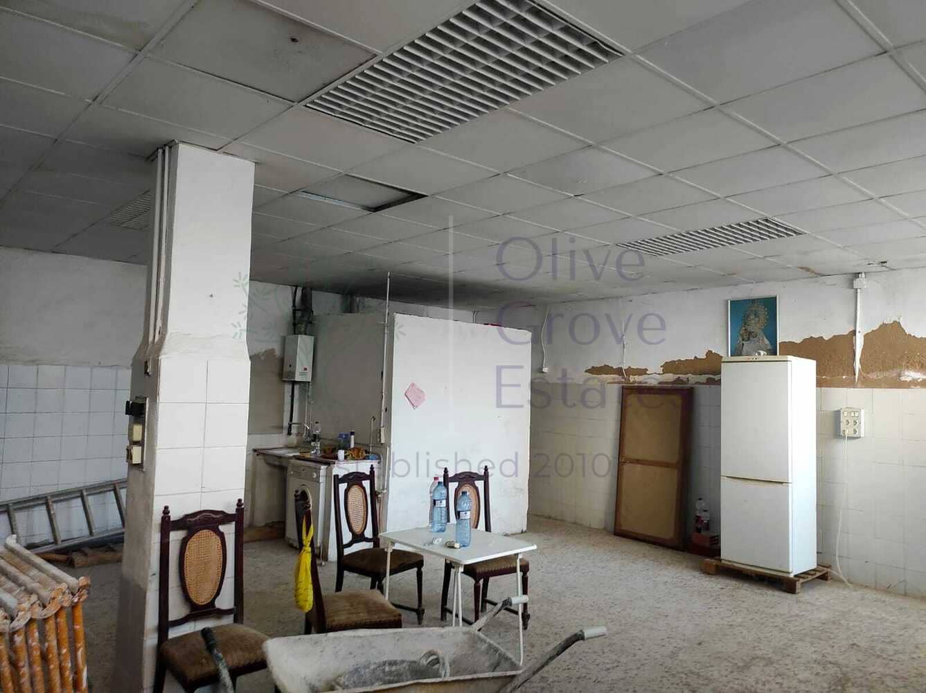 5 soveværelse Byhus til salg i Villena - € 79.500 (Ref: 6842801)