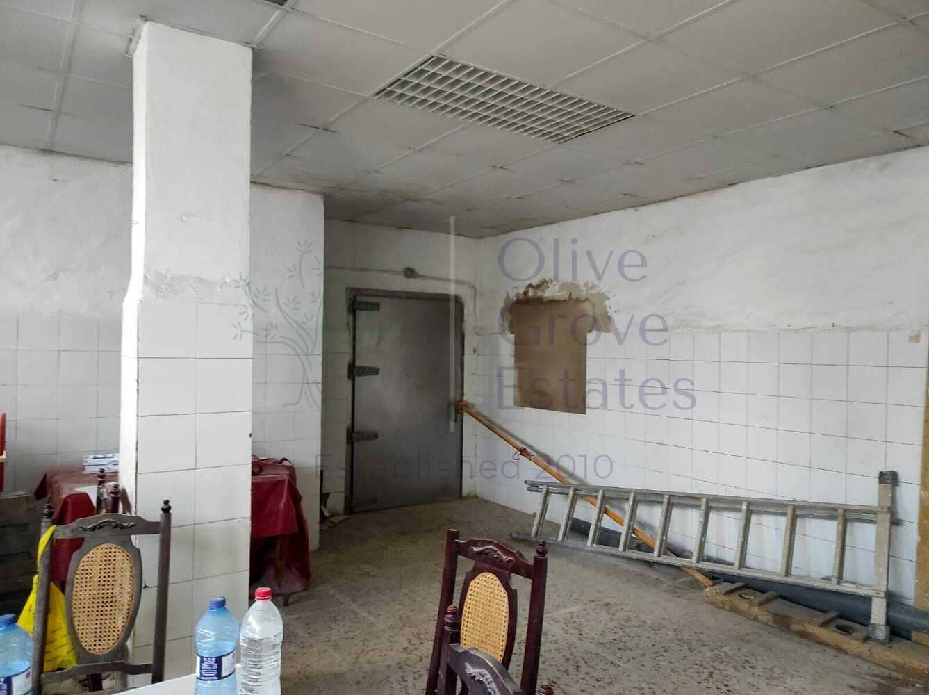 5 soveværelse Byhus til salg i Villena - € 79.500 (Ref: 6842801)