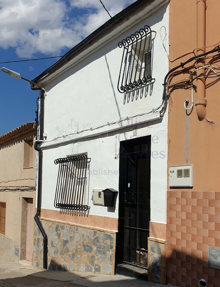 3 chambre Maison de Ville à vendre à Caudete - 54 950 € (Ref: 6876743)