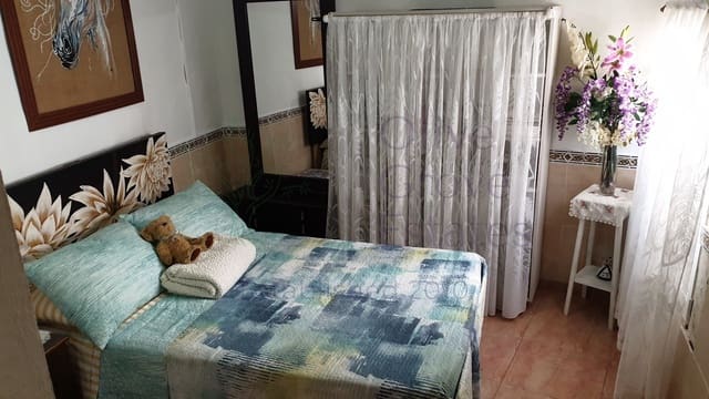 3 chambre Maison de Ville à vendre à Caudete - 54 950 € (Ref: 6876743)