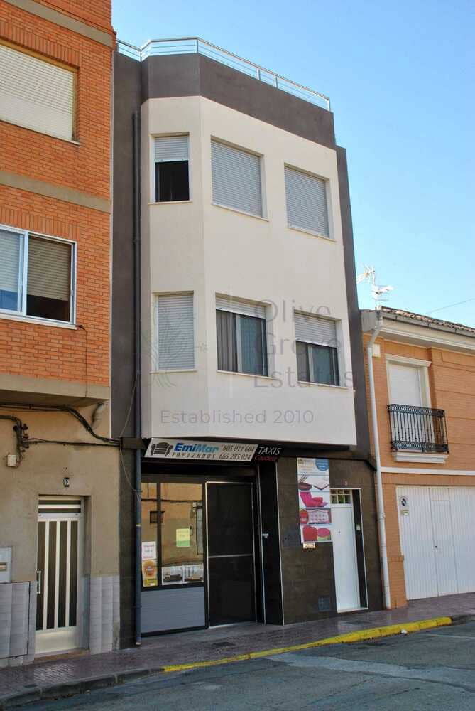 3 slaapkamer Appartement te koop in Caudete met garage - € 239.995 (Ref: 6889177)