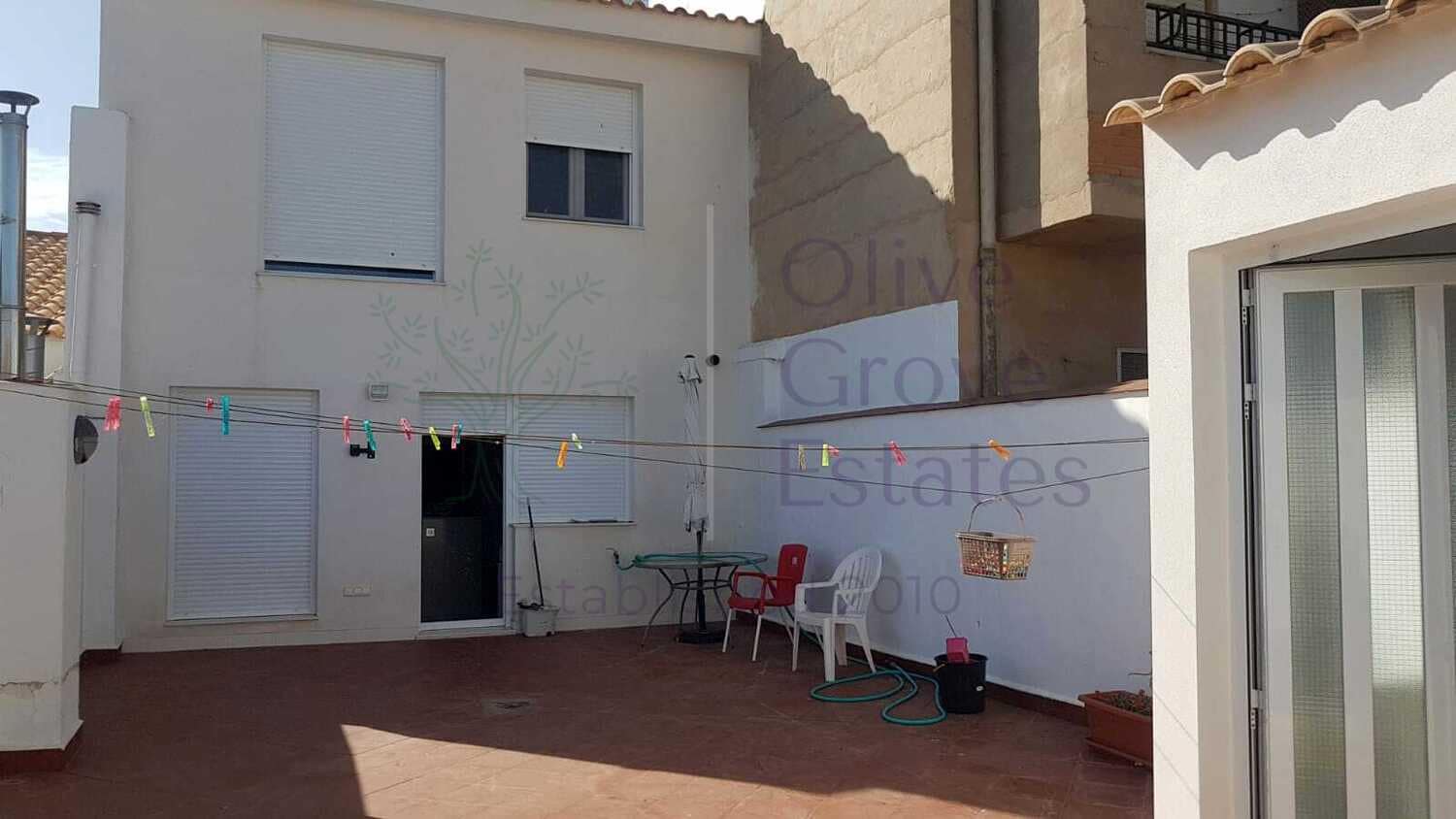 3 slaapkamer Appartement te koop in Caudete met garage - € 239.995 (Ref: 6889177)