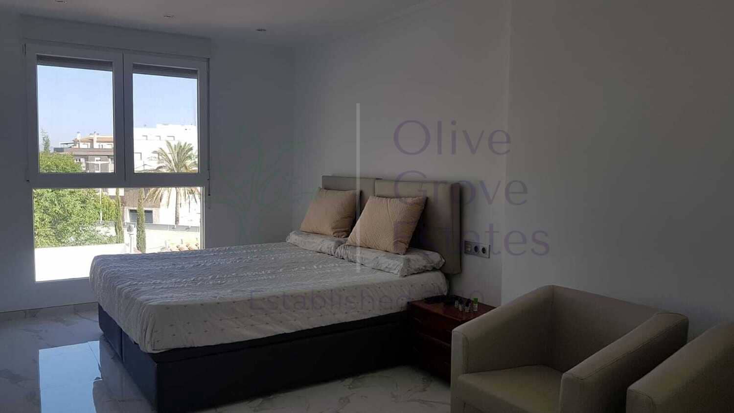 3 slaapkamer Appartement te koop in Caudete met garage - € 239.995 (Ref: 6889177)