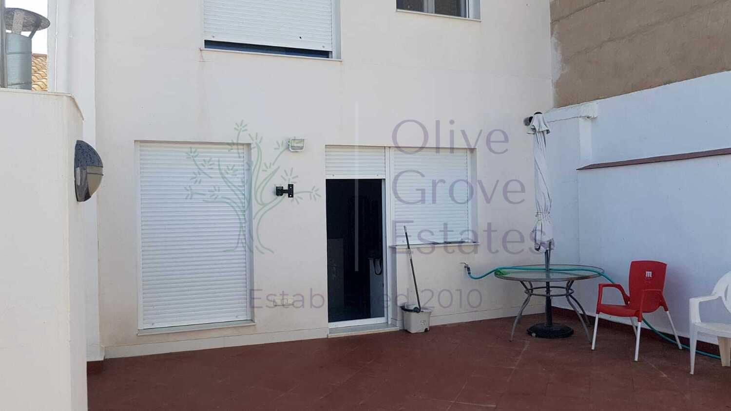 3 slaapkamer Appartement te koop in Caudete met garage - € 239.995 (Ref: 6889177)