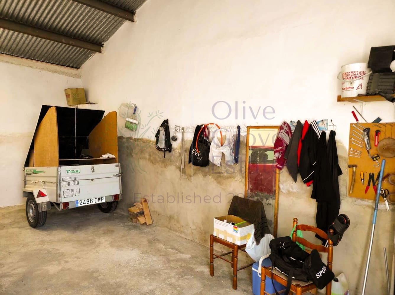 4 bedroom Villa for sale in Yecla with pool garage - € 209,950 (Ref: 6891507)