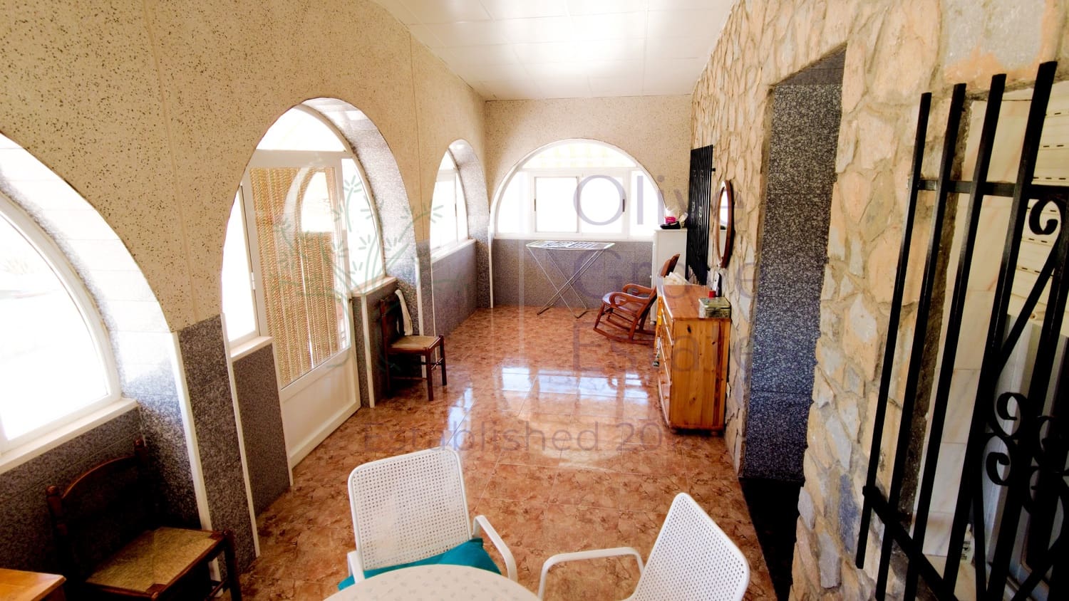 4 bedroom Villa for sale in Yecla with pool garage - € 209,950 (Ref: 6891507)