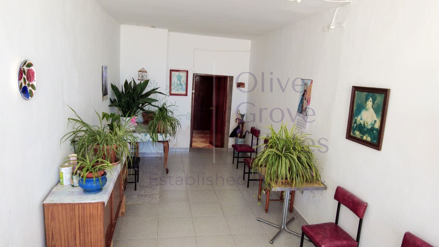 4 bedroom Villa for sale in Yecla with pool garage - € 209,950 (Ref: 6891507)