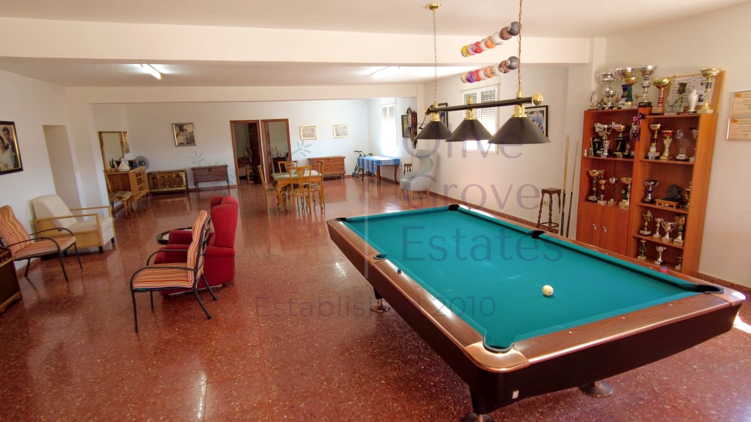4 bedroom Villa for sale in Yecla with pool garage - € 209,950 (Ref: 6891507)
