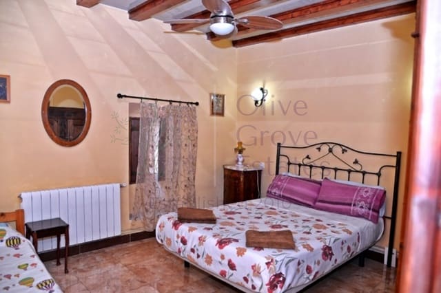 5 soveværelse Byhus til salg i Palomar med swimmingpool - € 249.000 (Ref: 6948516)