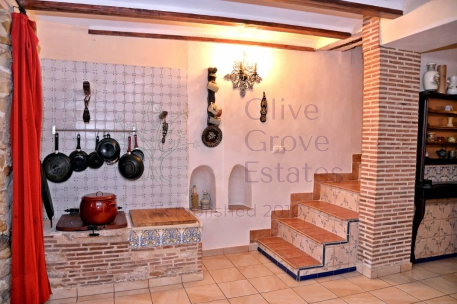 5 soveværelse Byhus til salg i Palomar med swimmingpool - € 249.000 (Ref: 6948516)