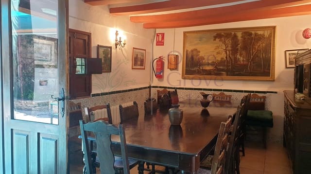 9 bedroom Townhouse for sale in Palomar with pool - € 269,950 (Ref: 6948517)