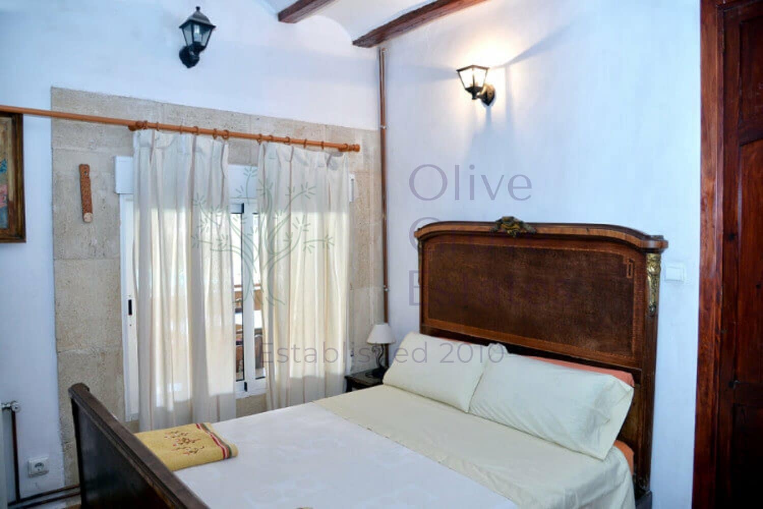 9 soveværelse Byhus til salg i Palomar med swimmingpool - € 269.950 (Ref: 6948517)