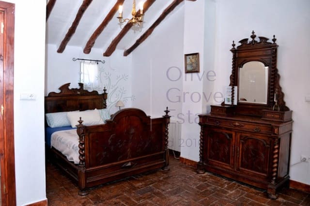 9 bedroom Townhouse for sale in Palomar with pool - € 269,950 (Ref: 6948517)