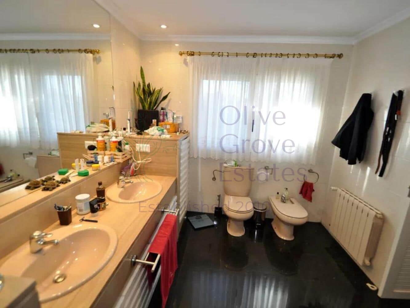 4 soverom Villa til salgs i Petrel / Petrer med svømmebasseng garasje - € 389 995 (Ref: 6984576)