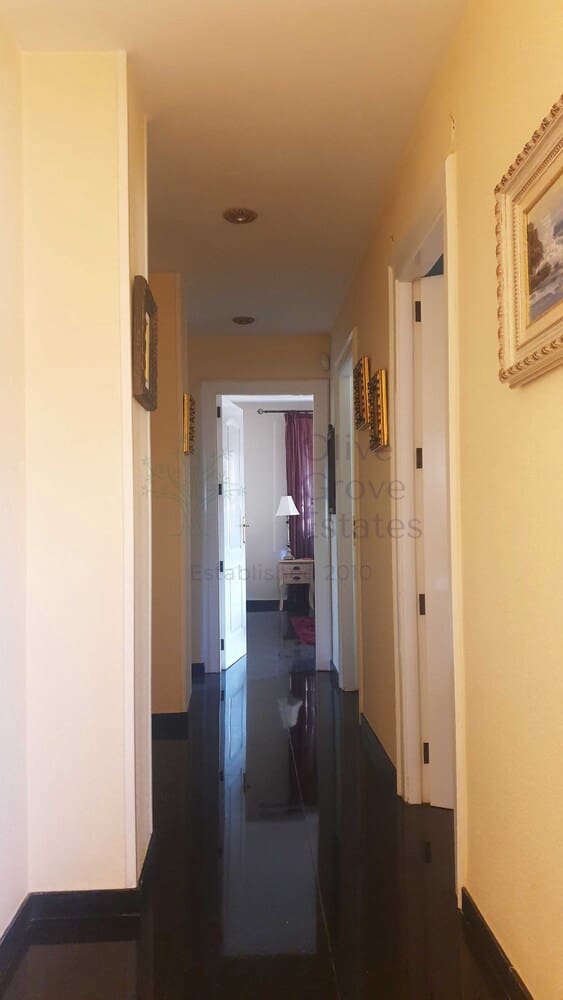 4 soverom Villa til salgs i Petrel / Petrer med svømmebasseng garasje - € 389 995 (Ref: 6984576)