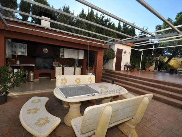 4 chambre Villa/Maison à vendre à Petrel / Petrer avec piscine garage - 389 995 € (Ref: 6984576)