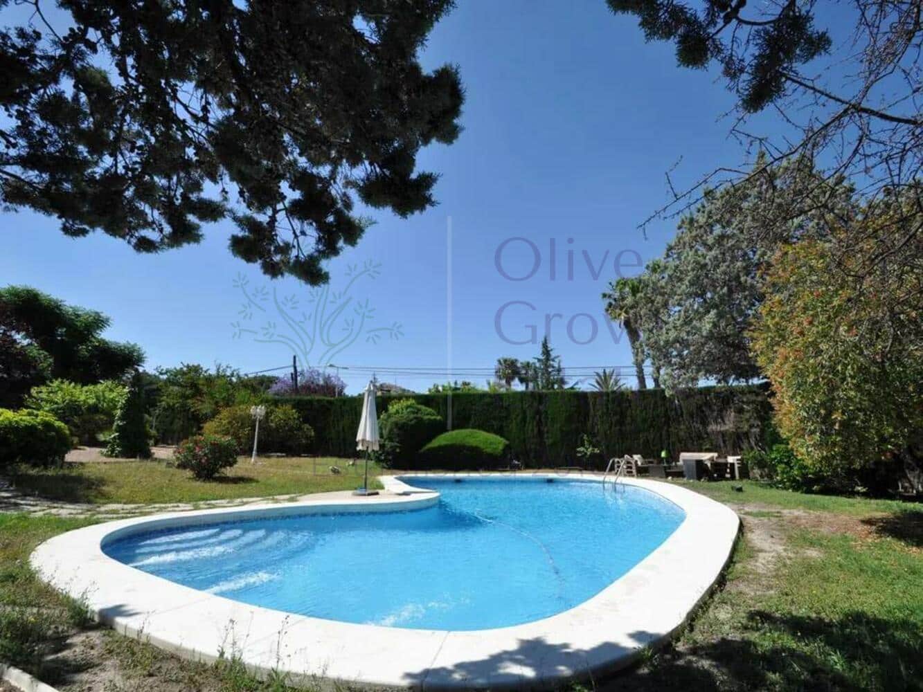 4 soverom Villa til salgs i Petrel / Petrer med svømmebasseng garasje - € 389 995 (Ref: 6984576)