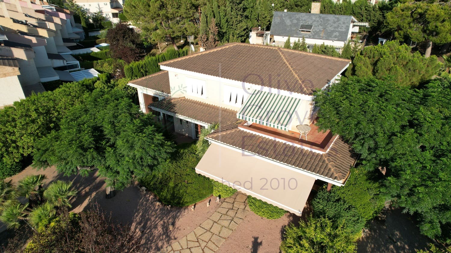 4 soverom Villa til salgs i Petrel / Petrer med svømmebasseng garasje - € 389 995 (Ref: 6984576)