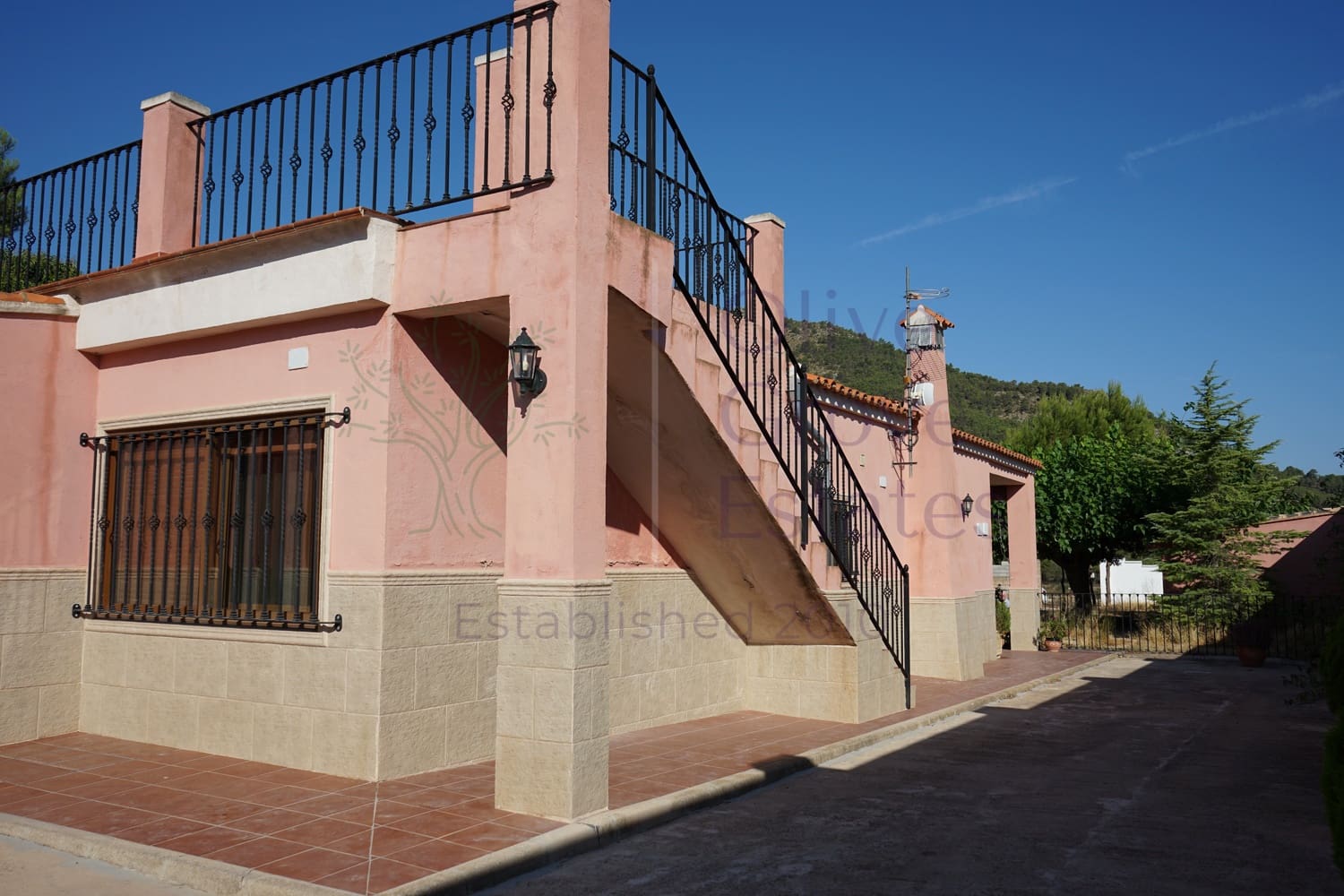 Chalet de 4 habitaciones en La Font de la Figuera en venta - 165.000 € (Ref: 7006993)