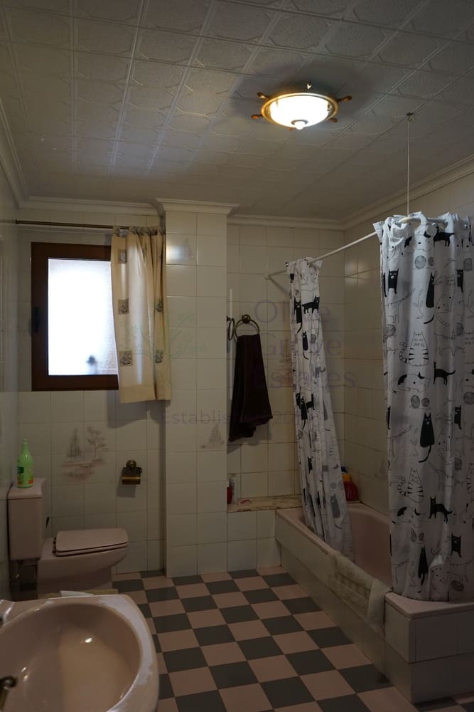 Chalet de 4 habitaciones en La Font de la Figuera en venta - 165.000 € (Ref: 7006993)