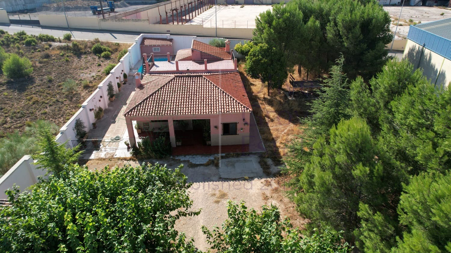 Chalet de 4 habitaciones en La Font de la Figuera en venta - 165.000 € (Ref: 7006993)