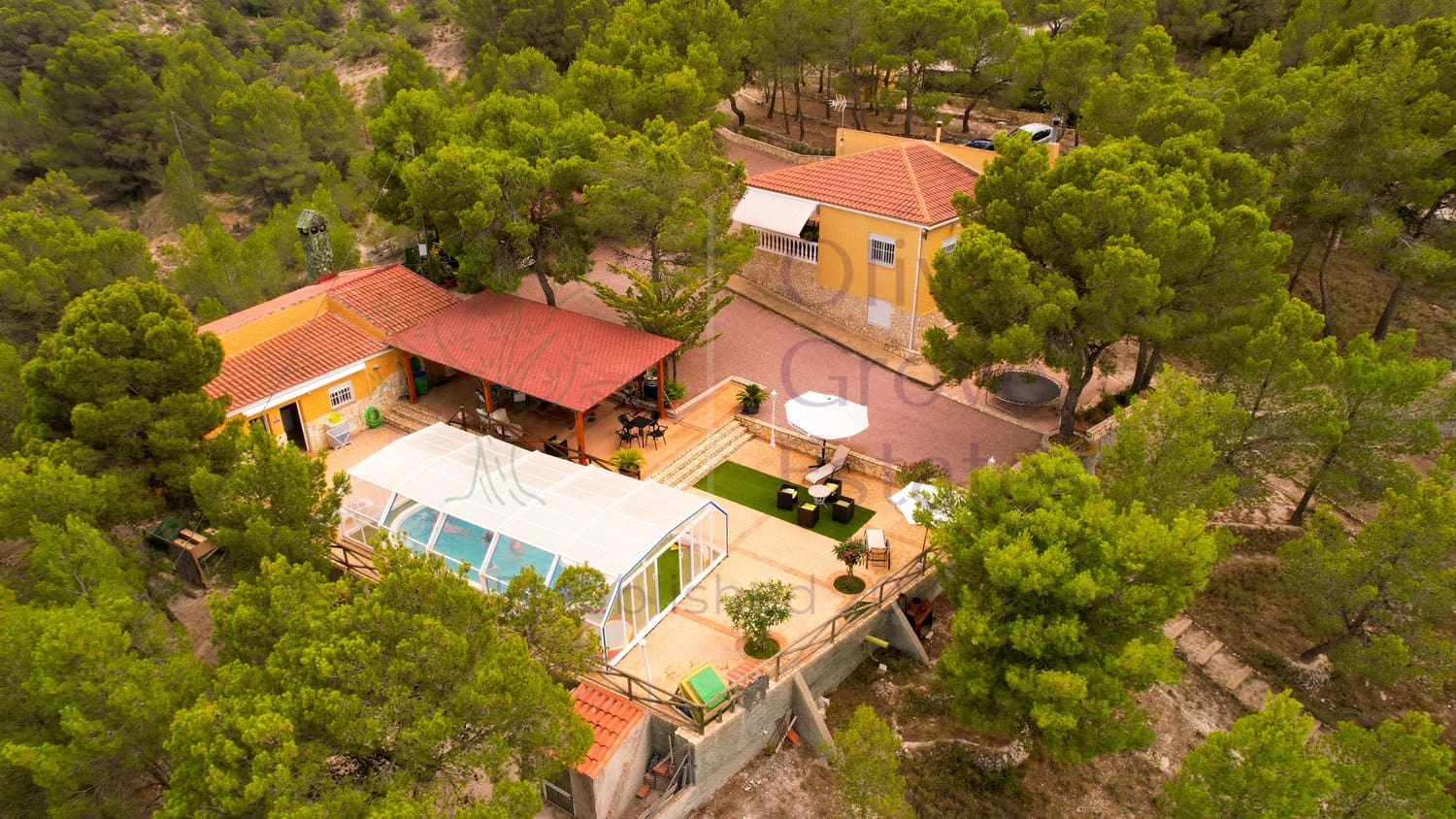 3 bedroom Villa for sale in Elda with pool - € 359,995 (Ref: 7035739)