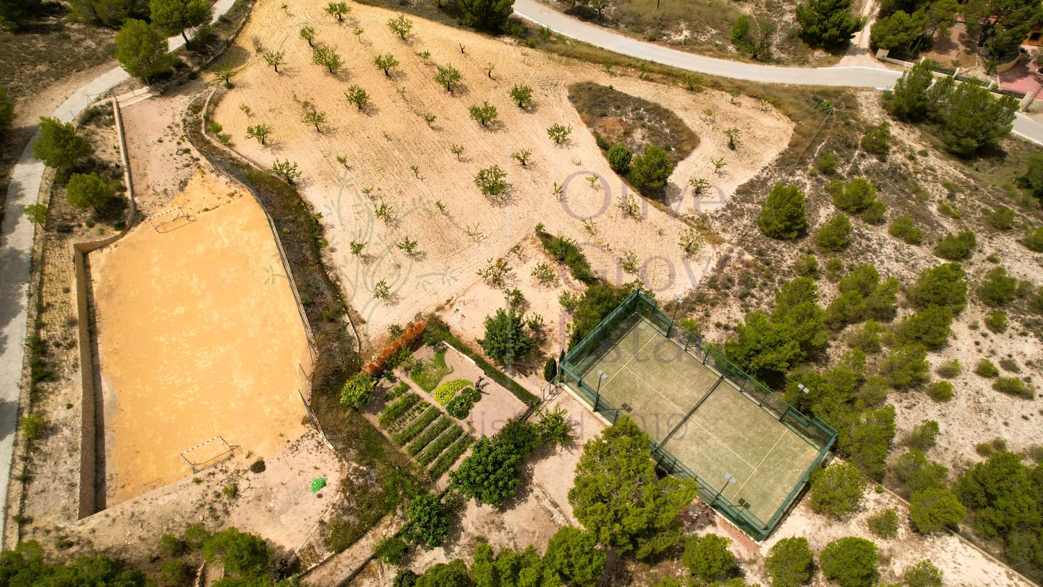 3 bedroom Villa for sale in Elda with pool - € 359,995 (Ref: 7035739)