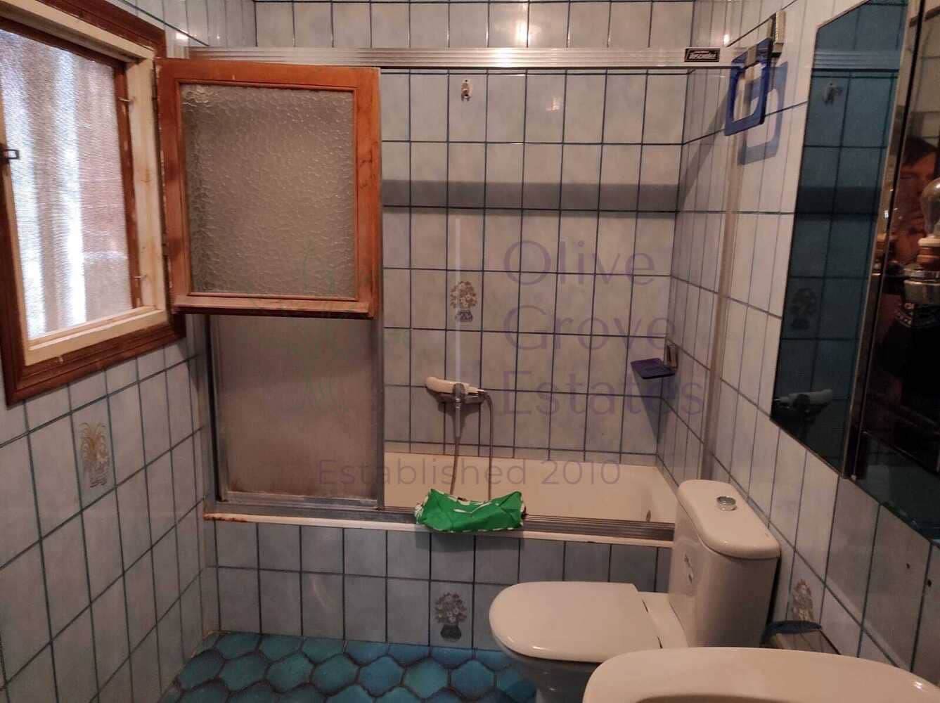 Hus til salgs i Sax - € 64 995 (Ref: 7200877)