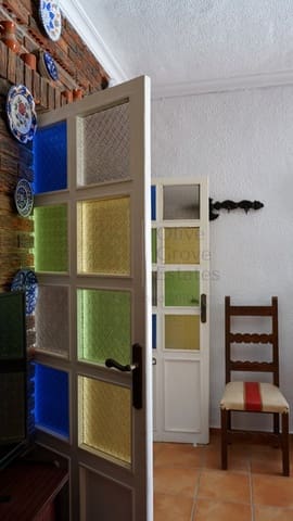 7 bedroom Villa for sale in Caudete with pool garage - € 189,000 (Ref: 7206021)